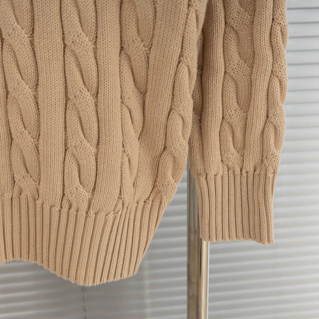 P280 top version (different currencies). You can scan the code to enter the official website. Style: Ralph Lauren POLO Ralph Lauren small label embroidered knitted old money style long-sleeved sweater. Color: Picture color. Size: S-XL. Fabric: pure cotton. Accessories: full set of customized accessories. No gender distinction. Same style for men and women.
